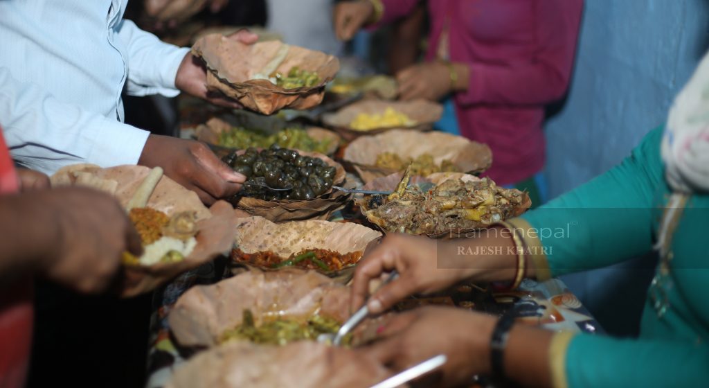 Tharu Foods,best image for tharu foods, tharu dress, tharu festival,  tharu culture,tharu village,tharu rana tharu sanskritinepali tharu,tharu chaudhary,tharu dance information,